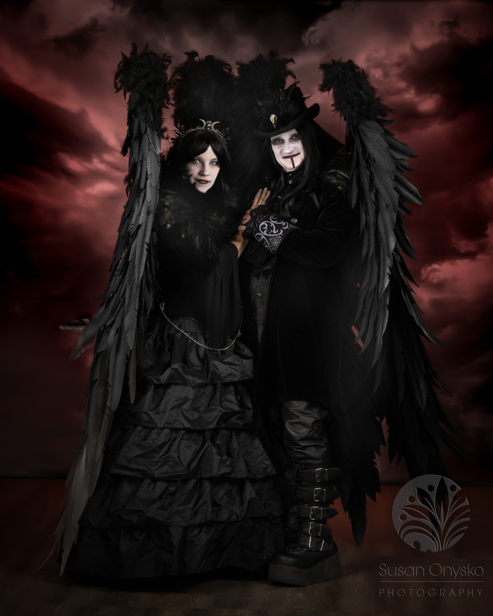 Nala the Raven Queen and Lovan King of the Crows Cosplay