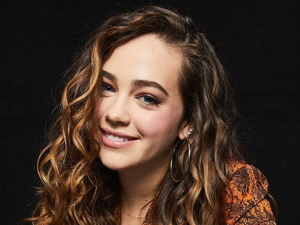 8-Things-You-Didnt-Know-About-Mary-Mouser