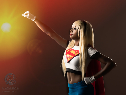 Supergirl Cosplay