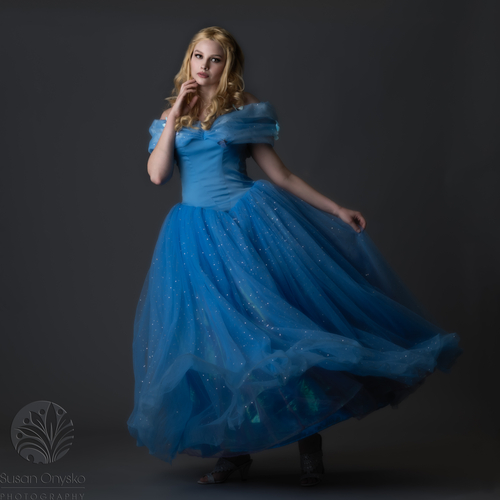 Cinderella Cosplay
